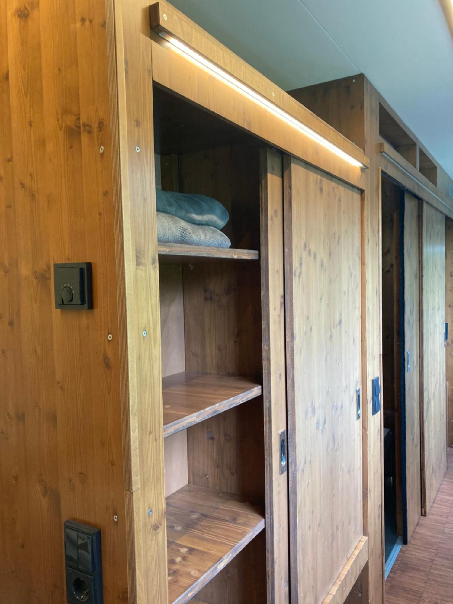 Tiny House Im Seecontainer Mit Parkplatz, Glasfaser, Netflix, Veranda Und Gehobener Ausstattung Кобург Экстерьер фото